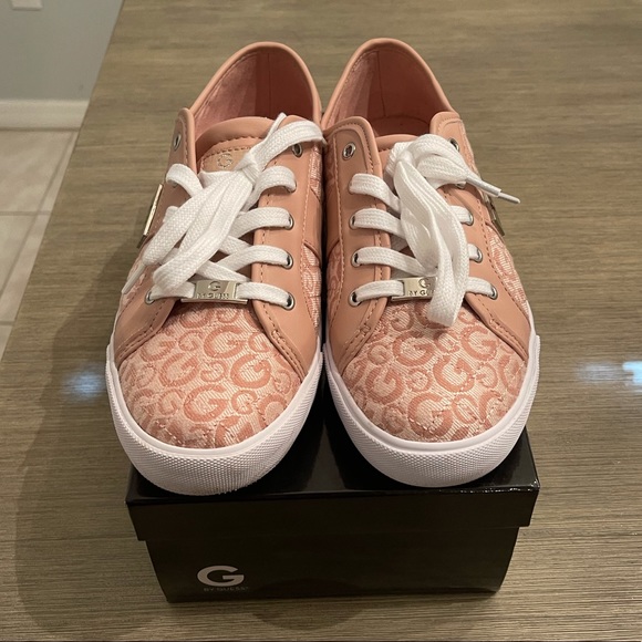 G by Guess sz 10 - Picture 5 of 6